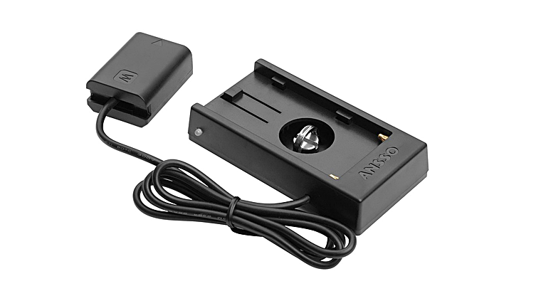 Adaptador NP-F970 a NP-FW50 para Sony A7s / A7s II · Alquiler de equipos audiovisuales en Bogotá, Colombia · Arttv Studios Adaptador NP-F970 a NP-FW50 para Sony A7s / A7s II · Alquiler de equipos audiovisuales en Bogotá, Colombia · Arttv Studios