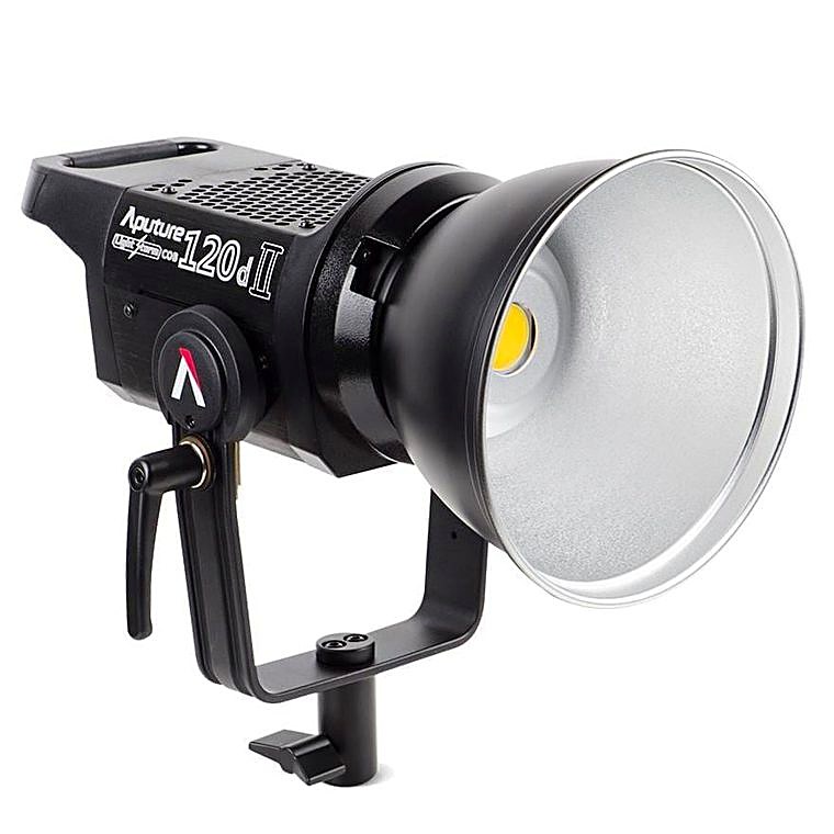 Aputure LS C120d II · Alquiler de equipos audiovisuales en Bogotá, Colombia · Arttv Studios Aputure LS C120d II · Alquiler de equipos audiovisuales en Bogotá, Colombia · Arttv Studios