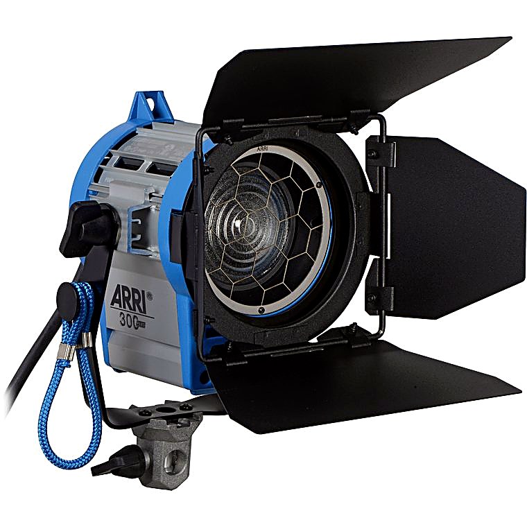 Arri 300W Fresnel · Alquiler de equipos audiovisuales en Bogotá, Colombia · Arttv Studios Arri 300W Fresnel · Alquiler de equipos audiovisuales en Bogotá, Colombia · Arttv Studios
