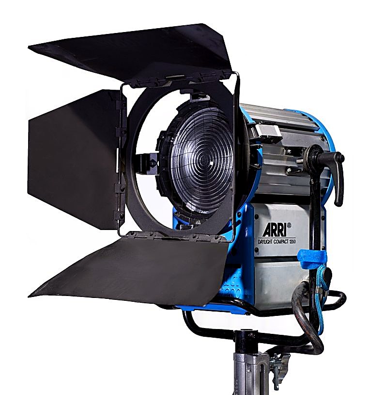 ARRI Daylight Compact 1200 · Alquiler de equipos audiovisuales en Bogotá, Colombia · Arttv Studios ARRI Daylight Compact 1200 · Alquiler de equipos audiovisuales en Bogotá, Colombia · Arttv Studios
