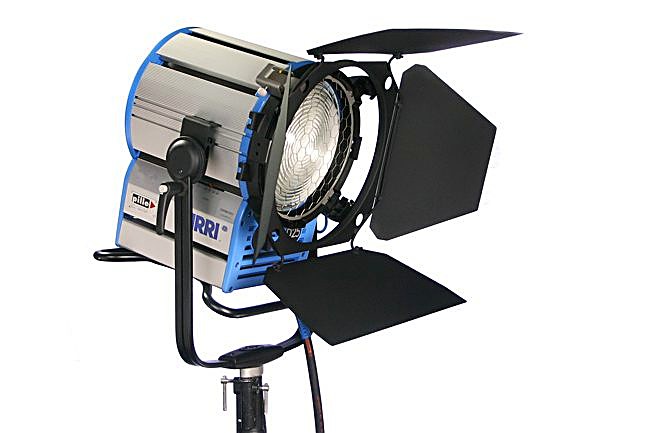 Arri HMI compact 4000 · Alquiler de equipos audiovisuales en Bogotá, Colombia · Arttv Studios Arri HMI compact 4000 · Alquiler de equipos audiovisuales en Bogotá, Colombia · Arttv Studios