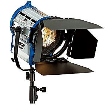 Arri LTM 1000 Fresnel · Alquiler de equipos audiovisuales en Bogotá, Colombia · Arttv Studios Arri LTM 1000 Fresnel · Alquiler de equipos audiovisuales en Bogotá, Colombia · Arttv Studios
