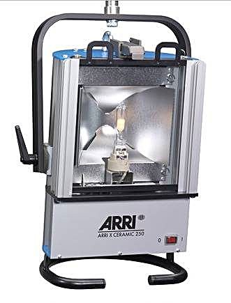ARRI X Ceramic 250 · Alquiler de equipos audiovisuales en Bogotá, Colombia · Arttv Studios ARRI X Ceramic 250 · Alquiler de equipos audiovisuales en Bogotá, Colombia · Arttv Studios