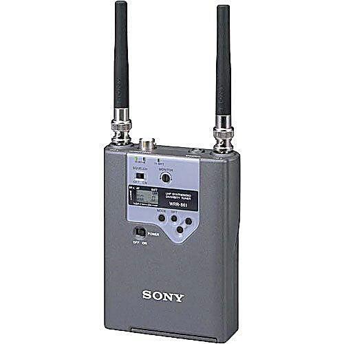 Micrófono inalámbrico de solapa diversificado Sony WRR-861 · Alquiler de equipos audiovisuales en Bogotá, Colombia · Arttv Studios Micrófono inalámbrico de solapa diversificado Sony WRR-861 · Alquiler de equipos audiovisuales en Bogotá, Colombia · Arttv Studios