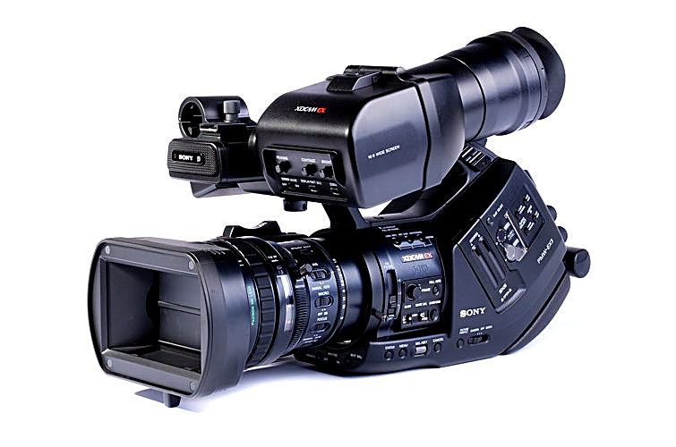 Sony XDCAM PMW EX-3 · Alquiler de equipos audiovisuales en Bogotá, Colombia · Arttv Studios Sony XDCAM PMW EX-3 · Alquiler de equipos audiovisuales en Bogotá, Colombia · Arttv Studios